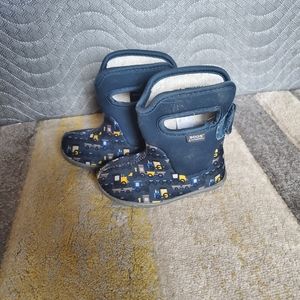 Toddler Bogs size 6